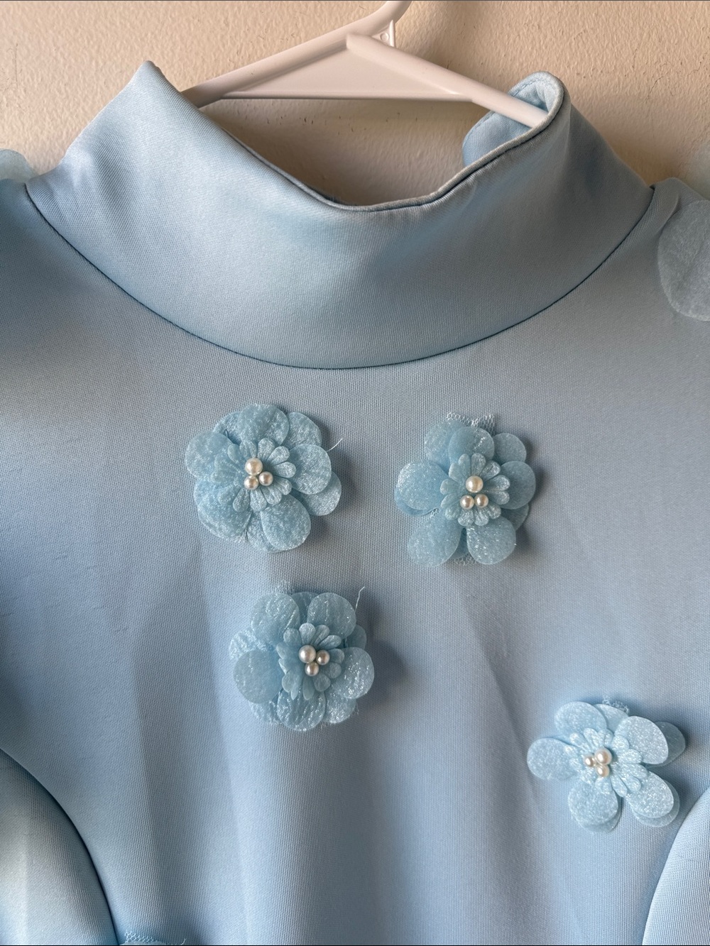 Women’s Light Blue Floral Appliqué Dress - Picture 3 of 6